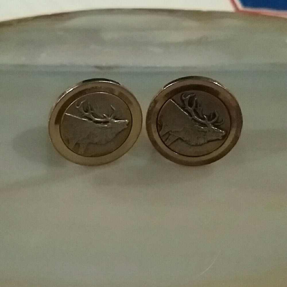 Elk cufflinks